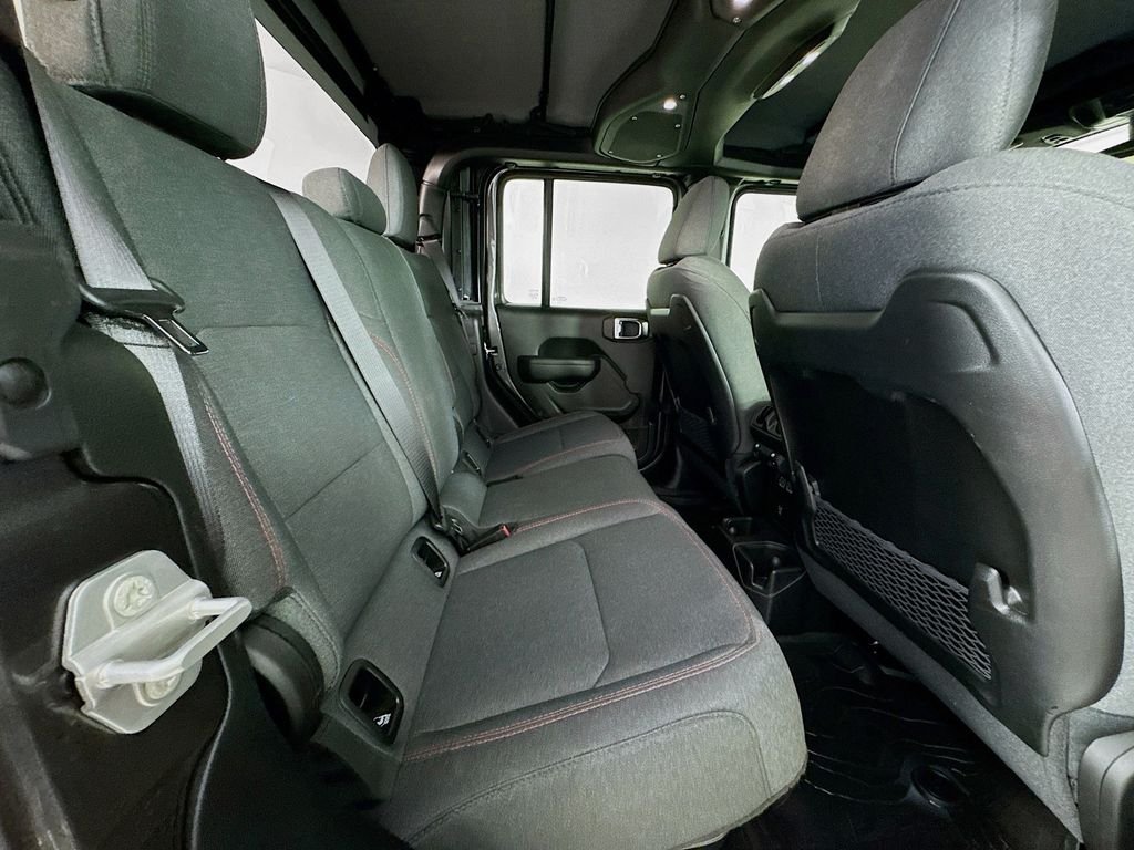 Used 2025 Granite Crystal Metallic Clearcoat Jeep Rubicon image 35