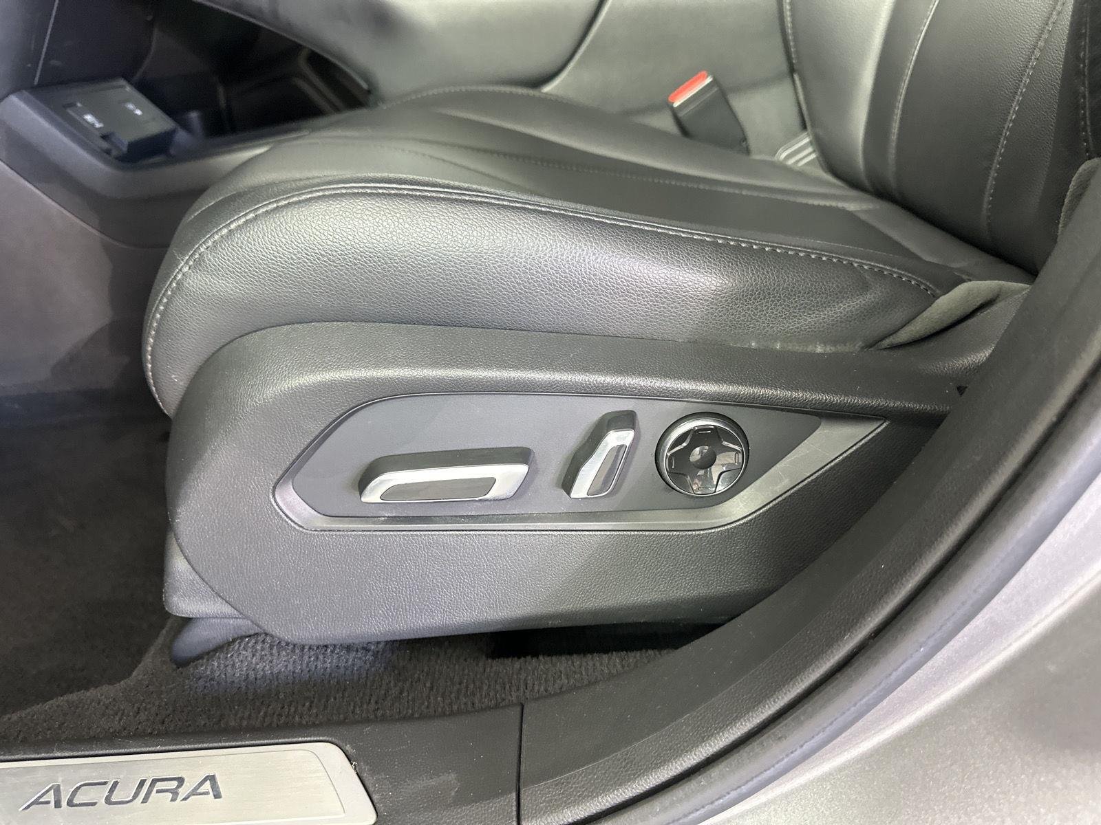 Used 2024 Liquid Carbon Metallic Acura SH-AWD image 8
