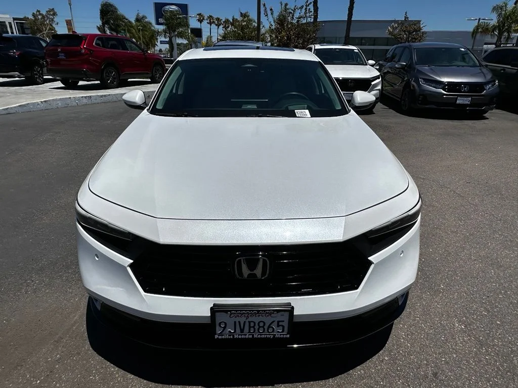 Certified Used 2024 White Honda Touring image 3