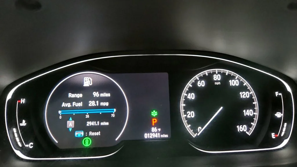 Used 2020  Honda LX image 25