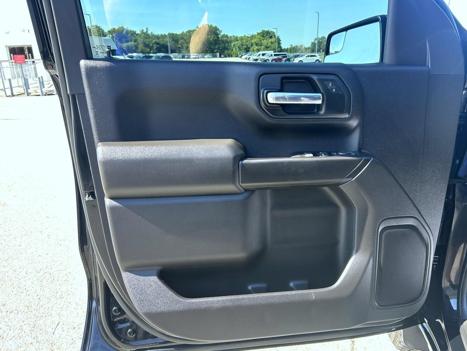 2023 Chevrolet Silverado 1500 Custom - Photo 10