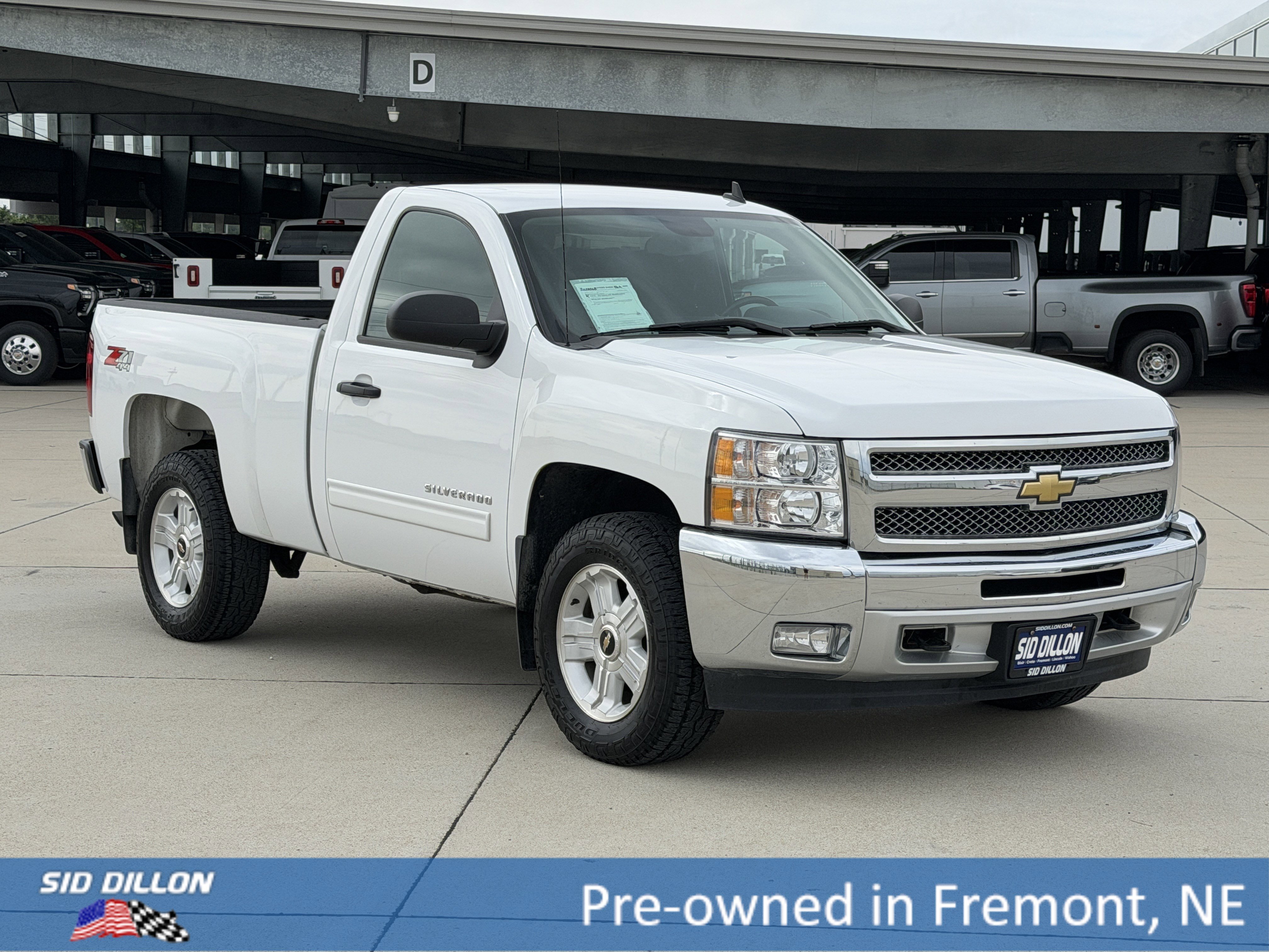 Used 2013 Summit White Chevrolet LT image 2