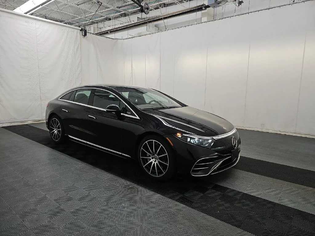 Used 2025 Black Mercedes-Benz 450 image 3
