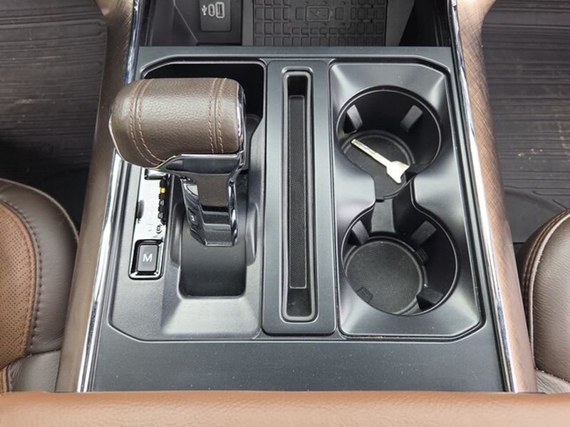 Used 2025 Agate Black Metallic Ford King Ranch image 16