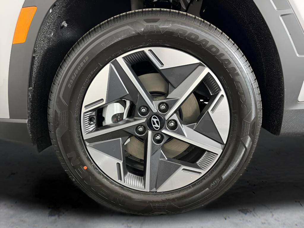 New 2026 Silver Hyundai SEL image 15