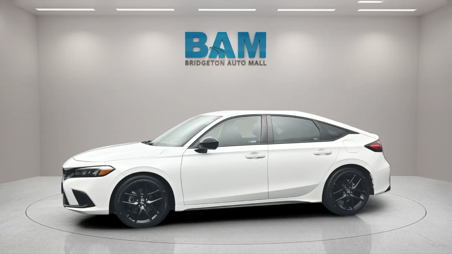 Used 2024 White Honda Sport image 3