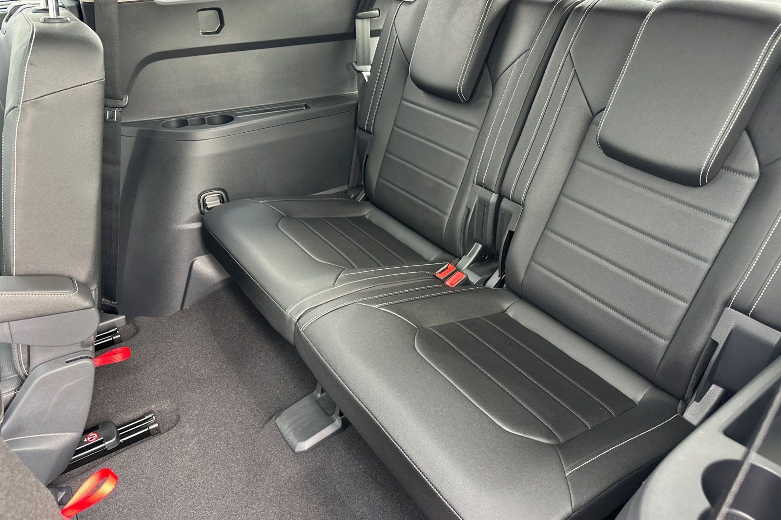 New 2026 Avocado Green Pearl Volkswagen SEL image 15