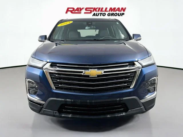Used 2023 Blue Chevrolet 1LT image 2