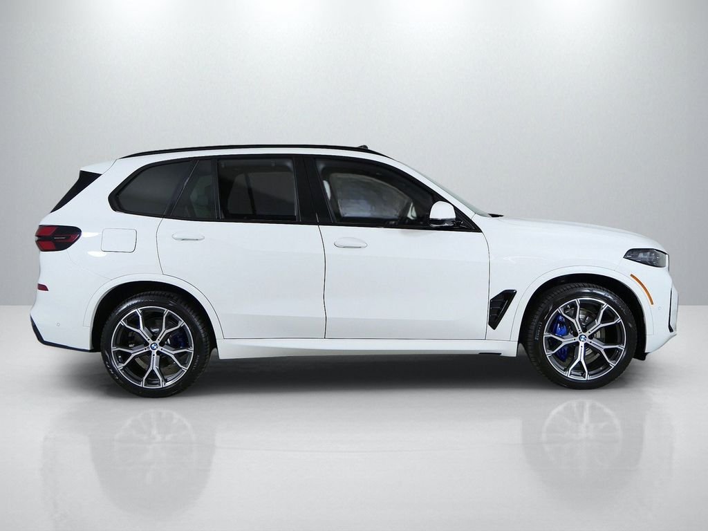 New 2026 Alpine White BMW xDrive40i image 8
