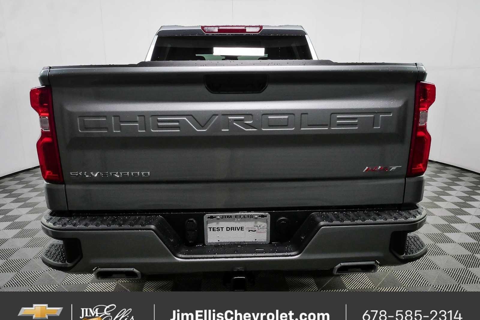New 2026 Sterling Gray Metallic Chevrolet RST image 28