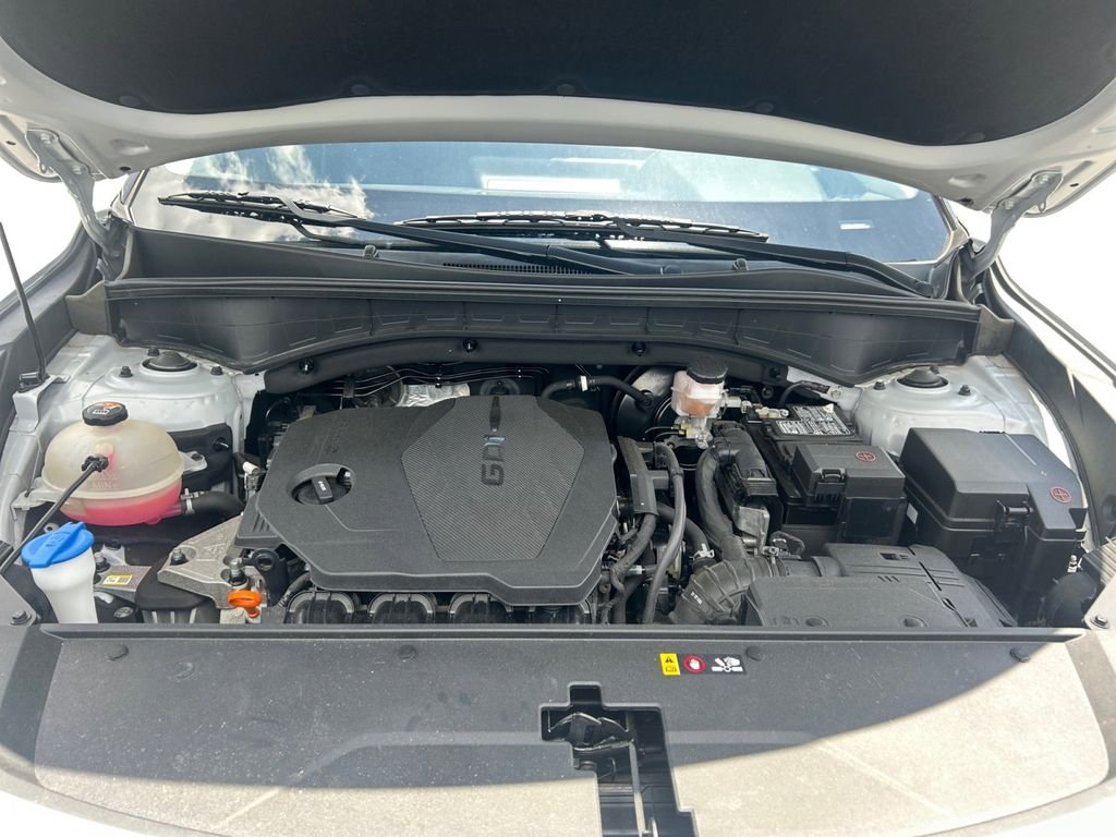 Used 2021 Silver Kia LX image 14