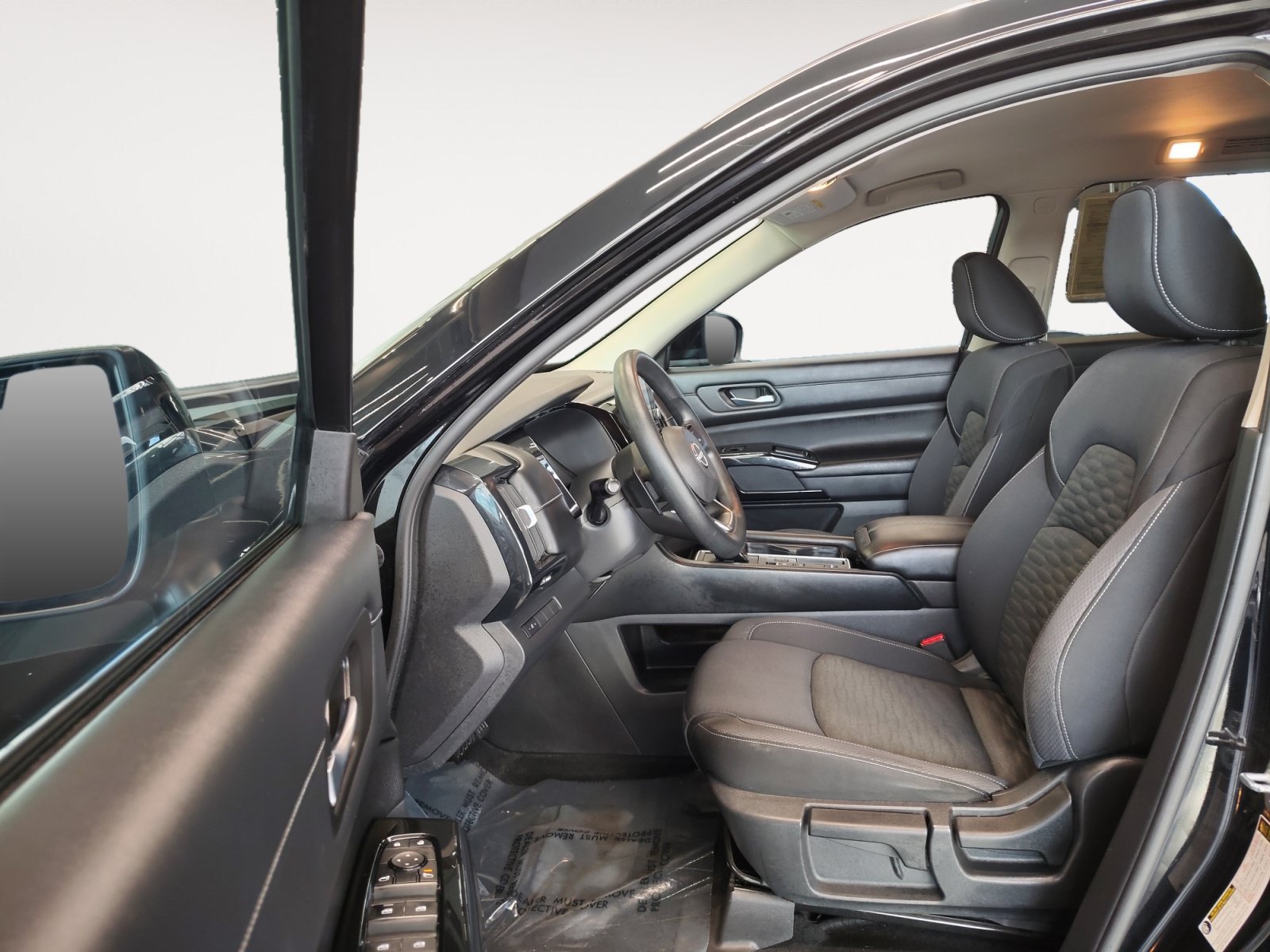 Used 2022 Super Black Nissan S image 22