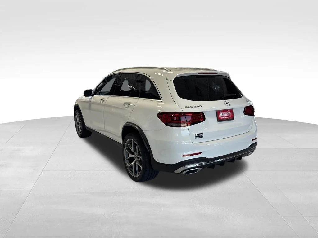 Used 2022 Blue Mercedes-Benz GLC 300 image 3