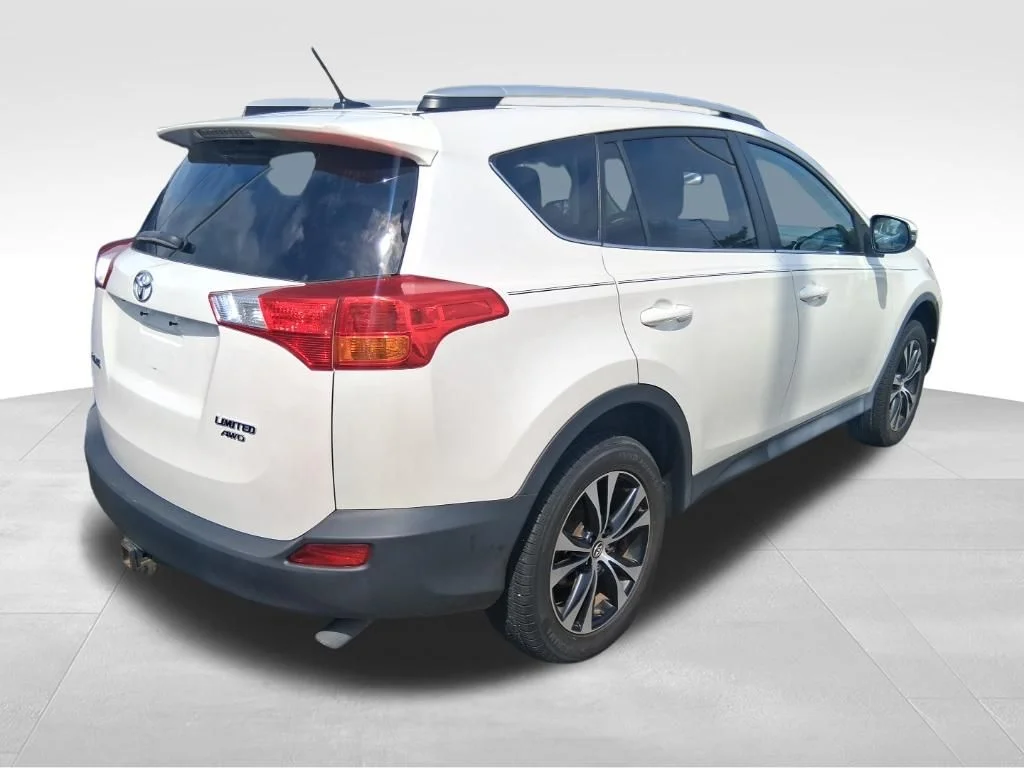 Used 2015 White Toyota Limited image 19
