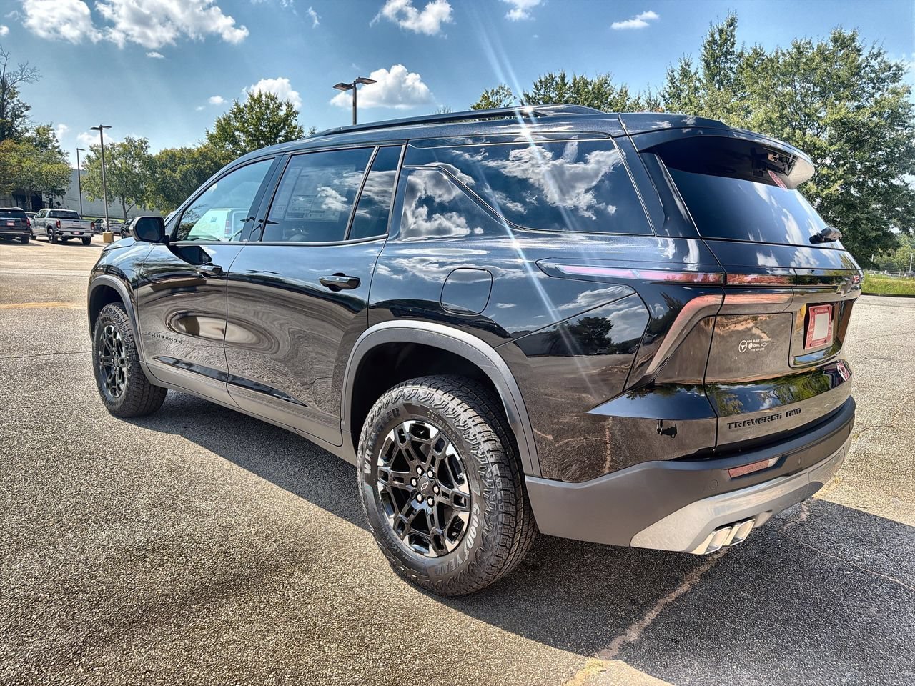 New 2027 Mosaic Black Metallic Chevrolet Z71 image 6