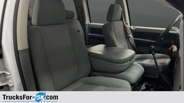 Used 2007 Bright White Dodge SLT image 22