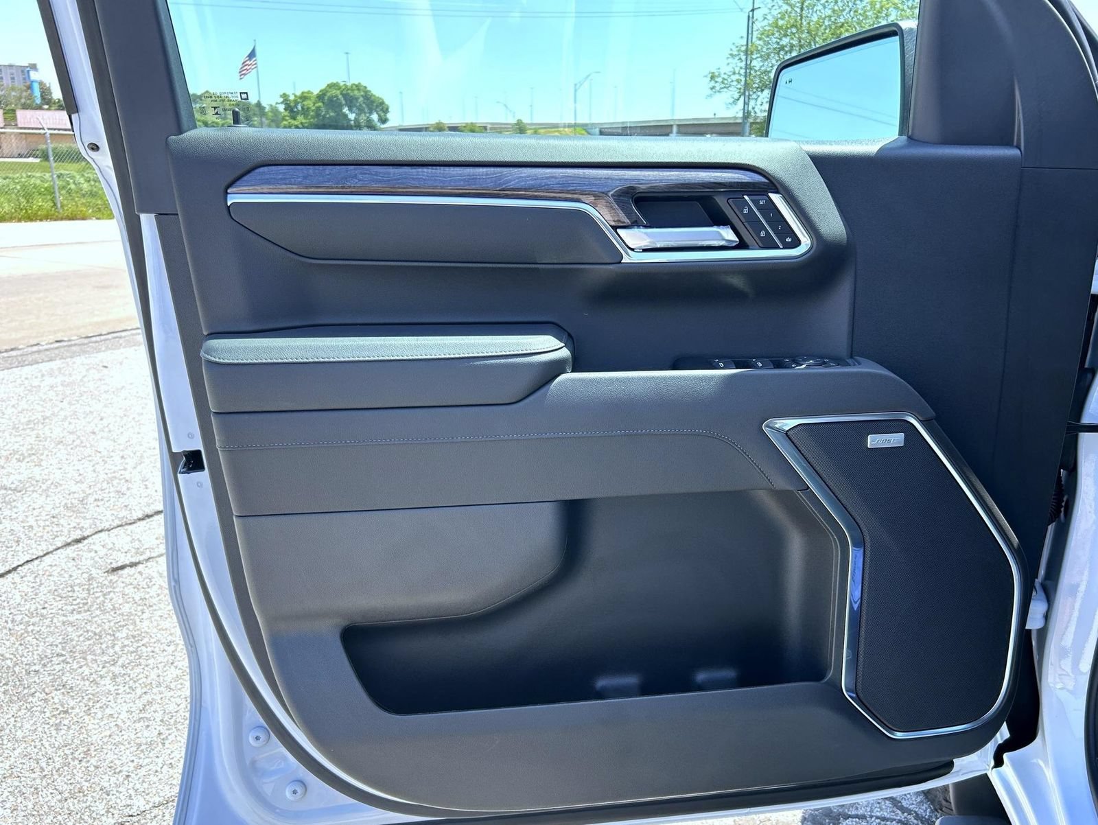 New 2026 Polar White Tricoat Chevrolet LTZ image 11