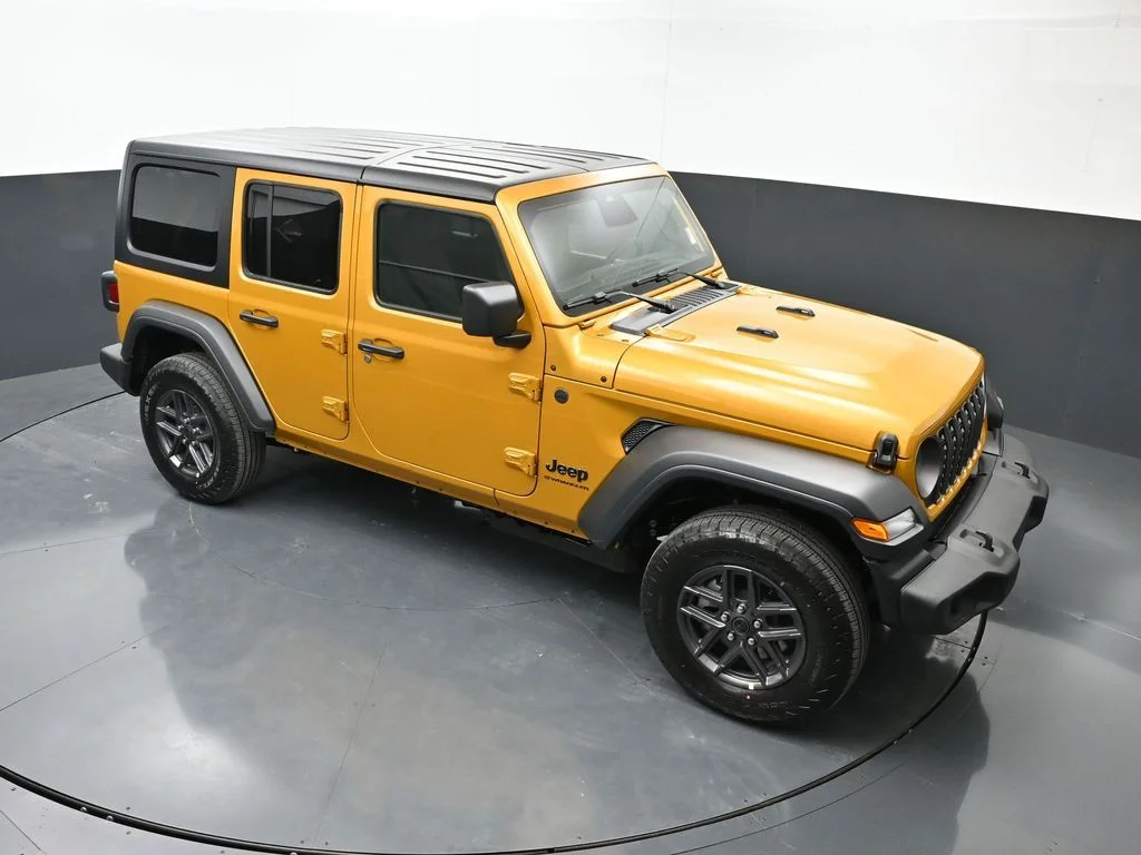New 2026 Goldilocks Exterior Paint Jeep Sport S image 40