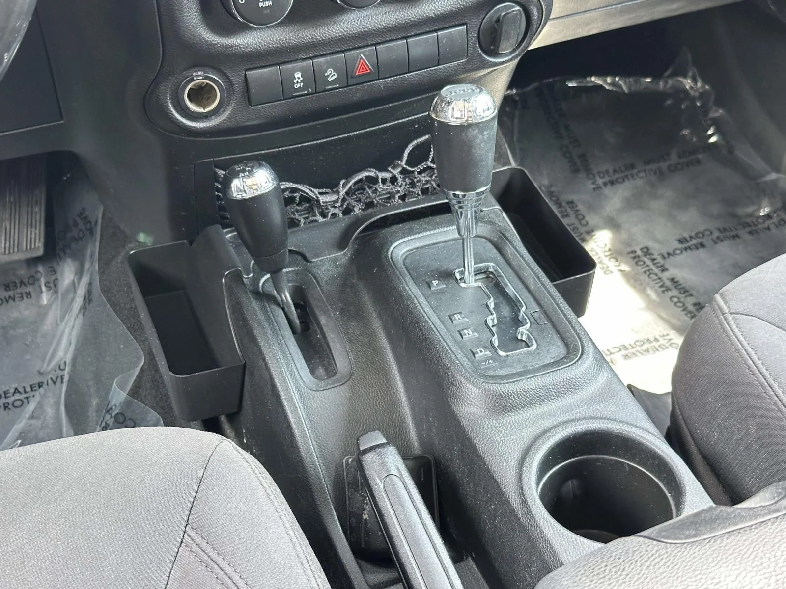 Used 2017 Gray Jeep Unlimited Sport image 17