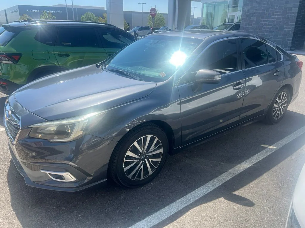Used 2018 Gray Subaru 2.5i image 15