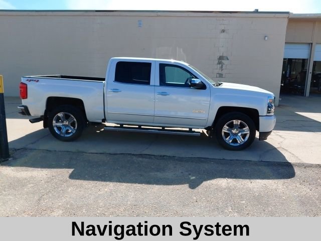 Used 2018 Beige Chevrolet High Country image 3