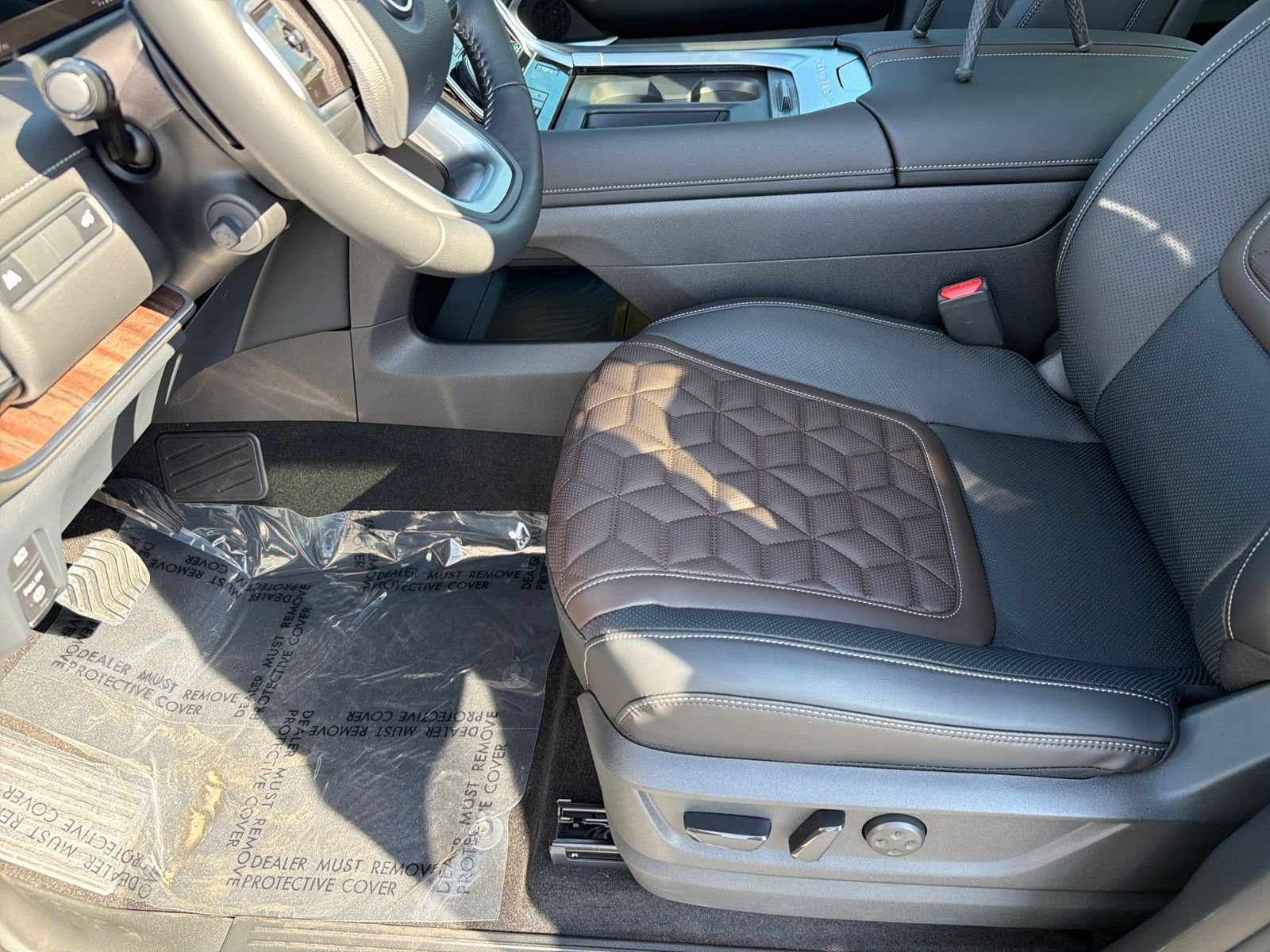 New 2026 Nissan Armada Platinum 4D Sport Utility