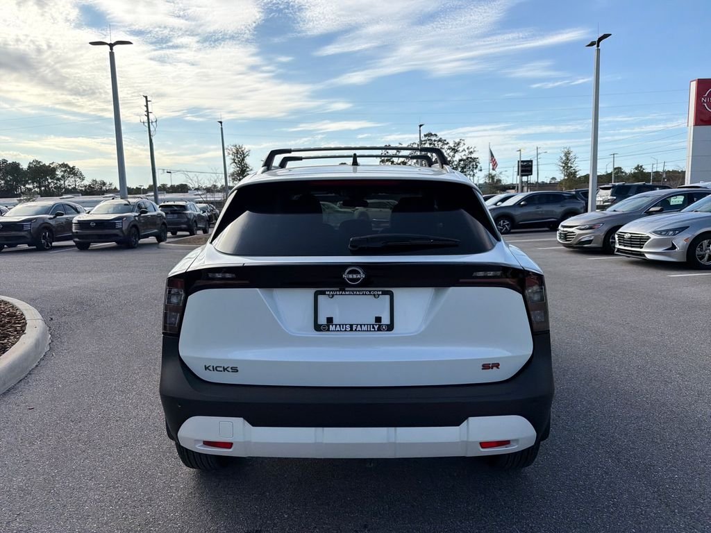 New 2026 Nissan Kicks SR 4D Sport Utility