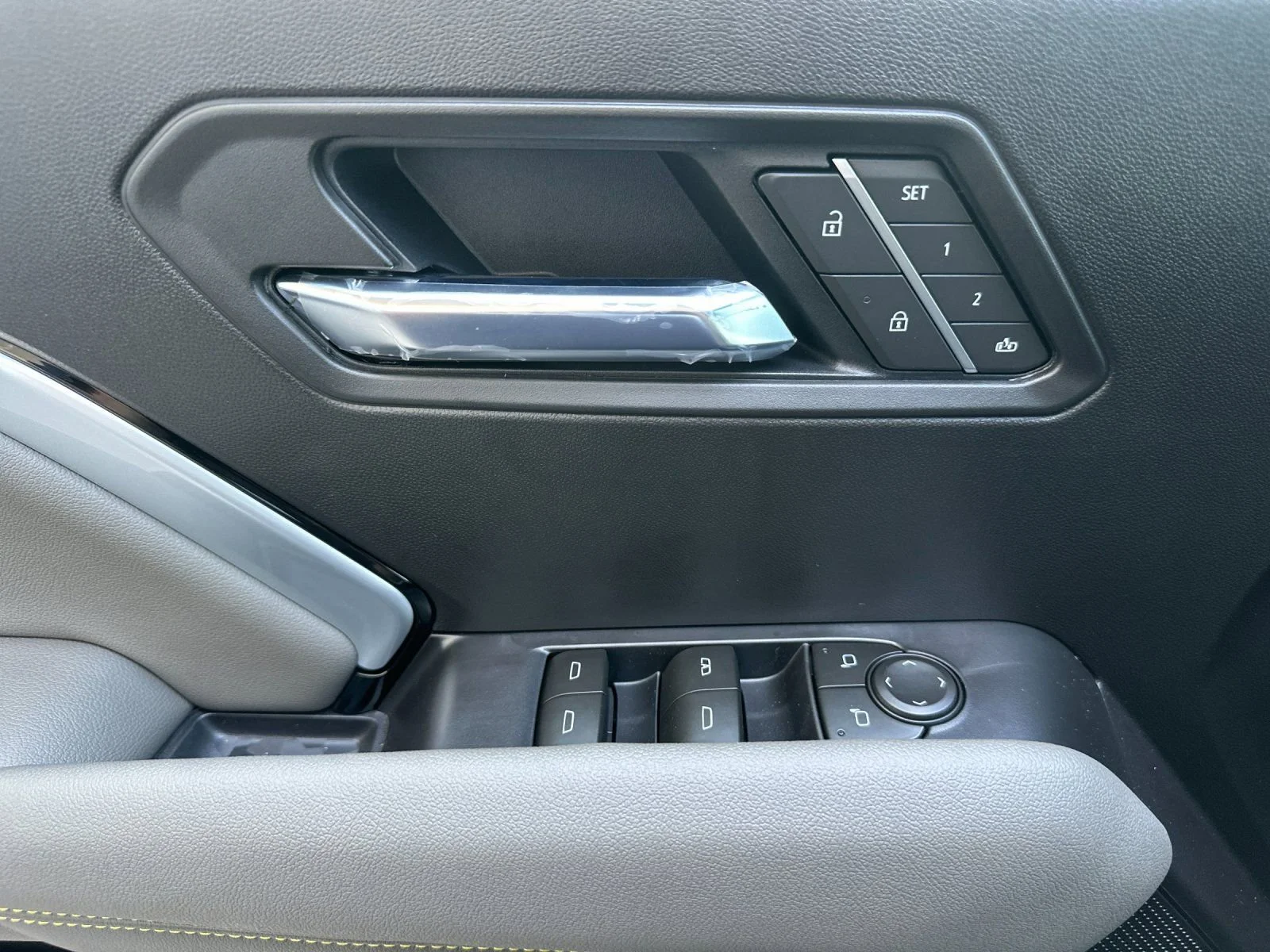 2026 Chevrolet Colorado ZR2 - Photo 11