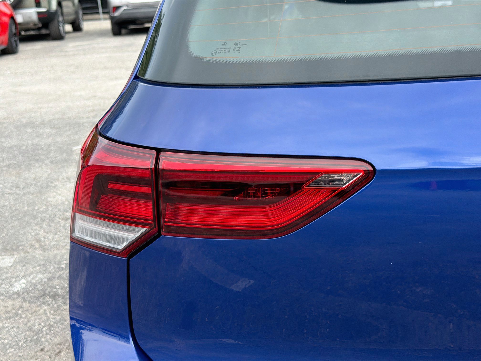 Used 2024 Blue Volkswagen 2.0T image 10