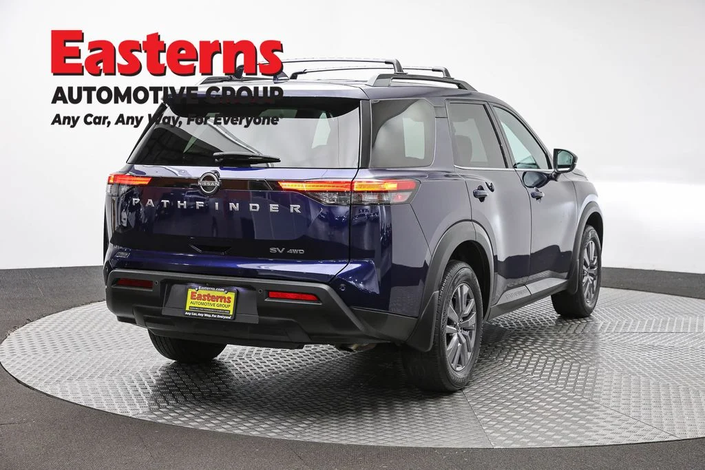 Used 2023 Blue Nissan SV image 5