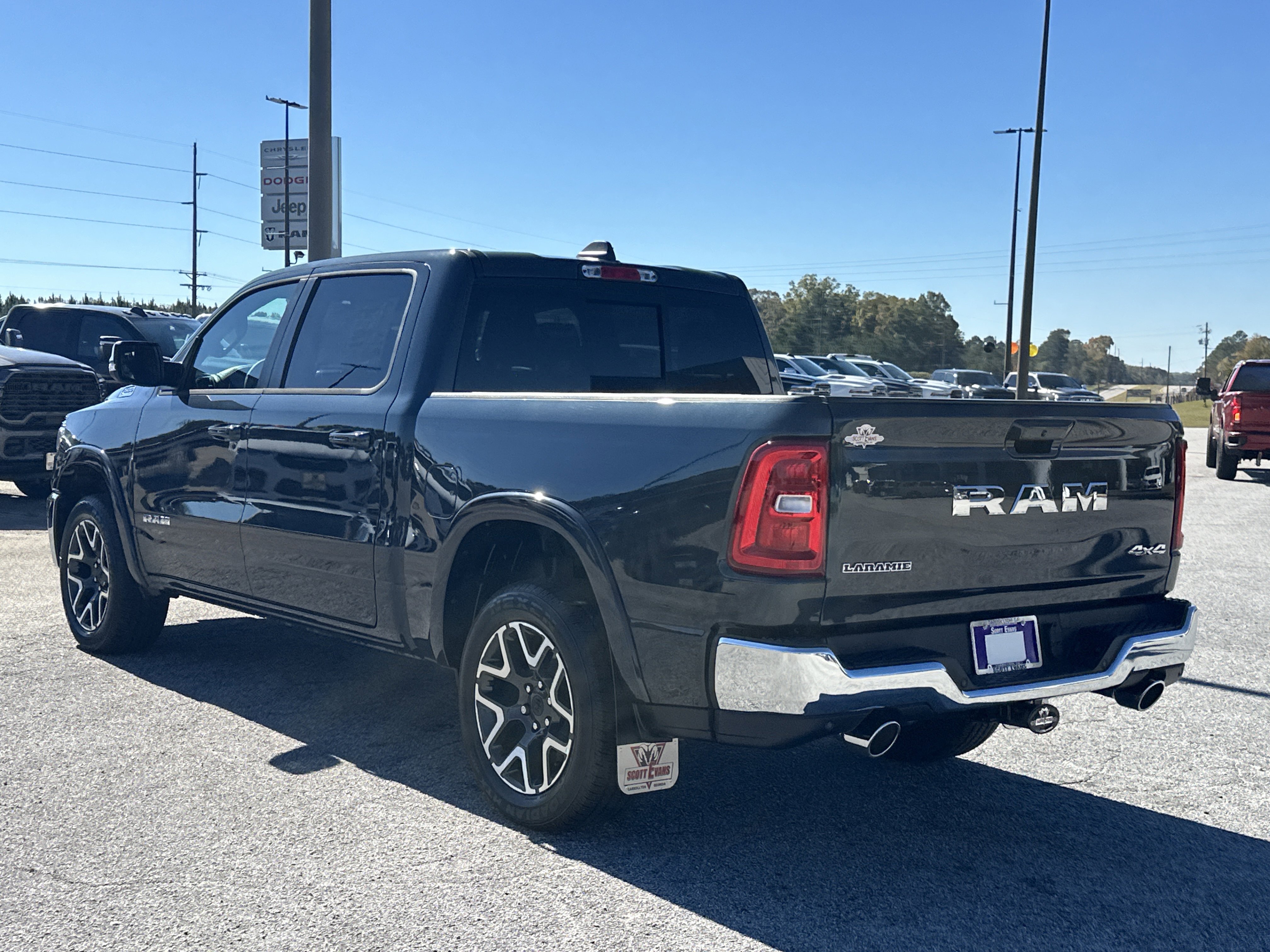 2026 RAM 1500 Laramie - Photo 6