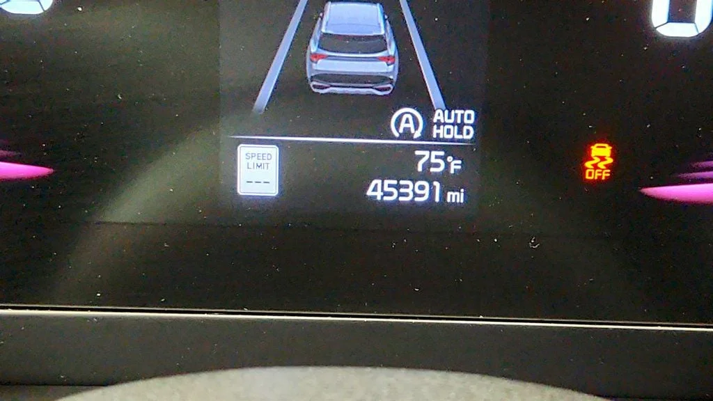 Used 2024 Steel Gray Kia LX FWD image 14