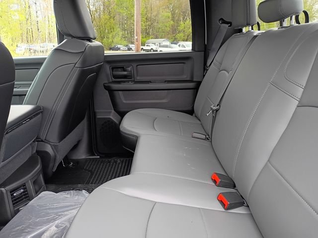 New 2026 Bright White Clear-Coat Exterior Paint RAM Tradesman image 18