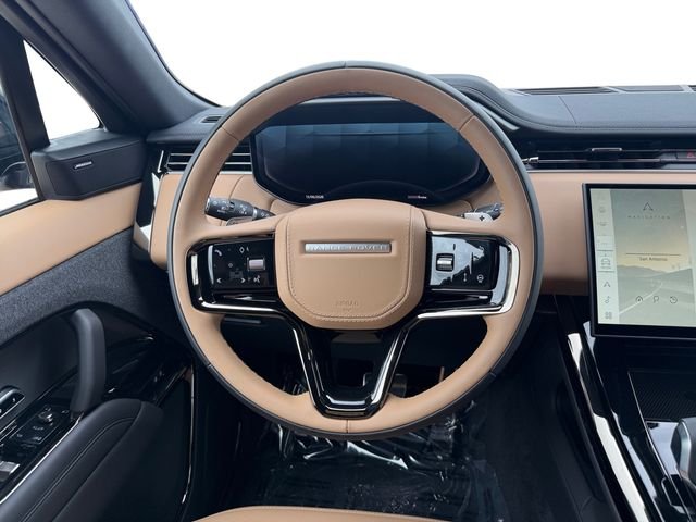New 2026 Charente Grey Land Rover Dynamic SE image 13