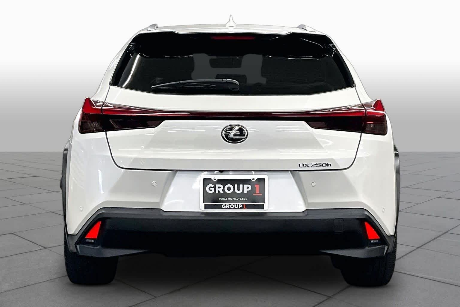 Certified Used 2024 Eminent White Pearl Lexus  image 5