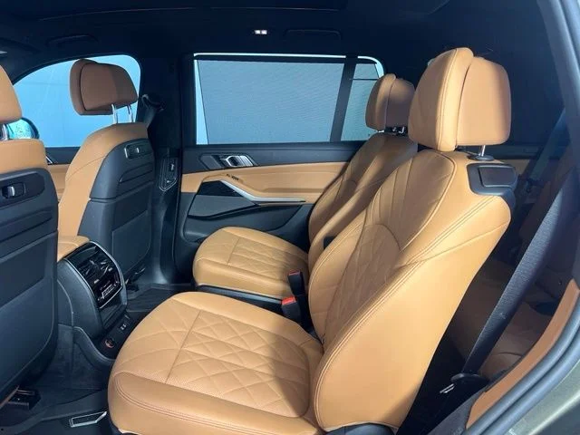 Certified Used 2026 Green BMW xDrive40i image 35