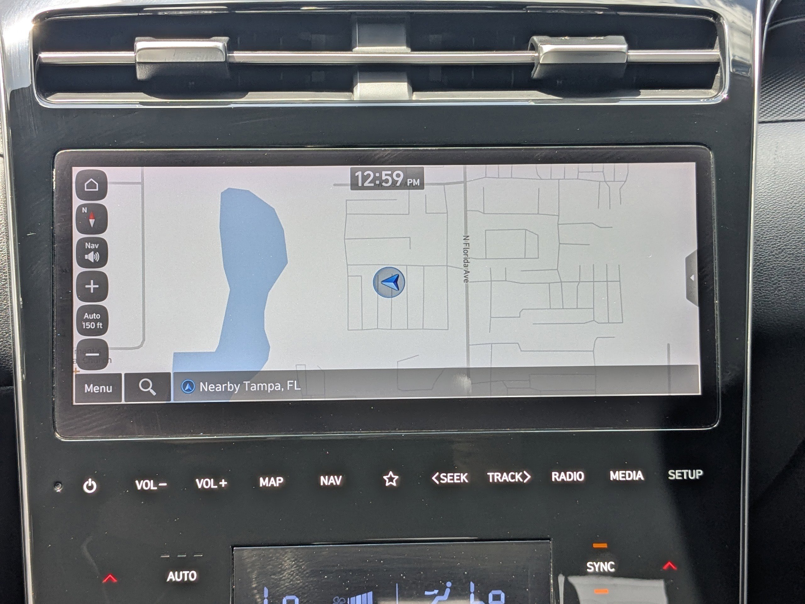Used 2023  Hyundai SEL Premium image 22