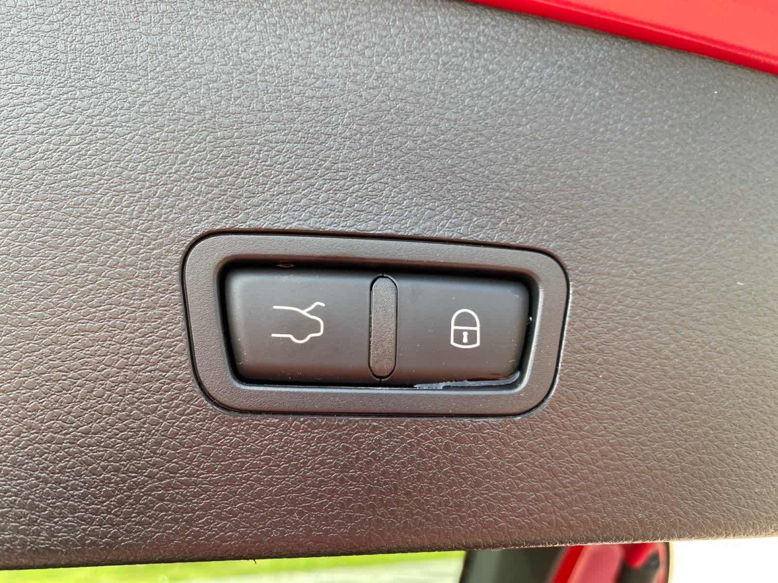 Used 2024 Alfa Rosso Alfa Romeo Veloce image 24