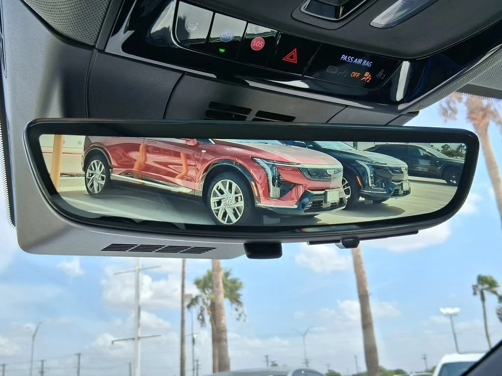 2025 Cadillac OPTIQ Luxury 1 - Photo 23