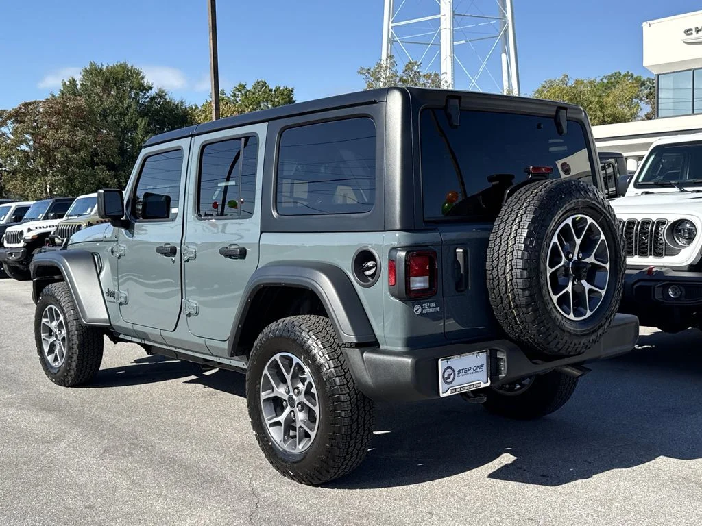 New 2026 Anvil Clear-Coat Exterior Paint Jeep Sport S image 8