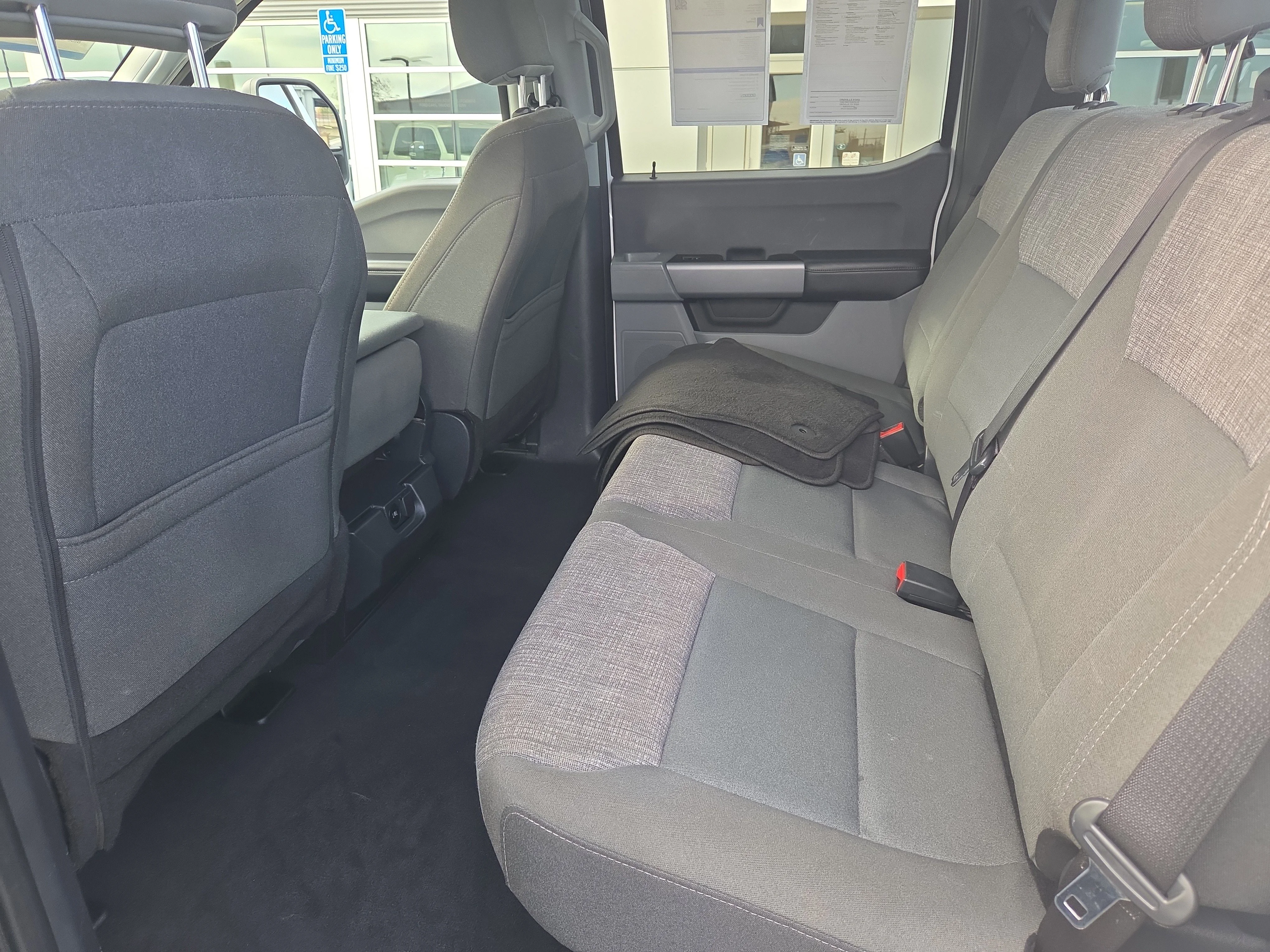 2024 Ford F-350 Super Duty XLT - Photo 13