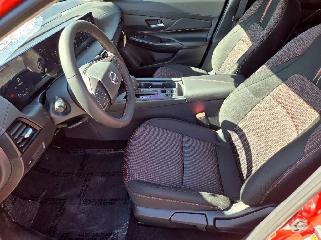 New 2027 Energetic Ember / Super Black Two-tone Nissan SR image 11