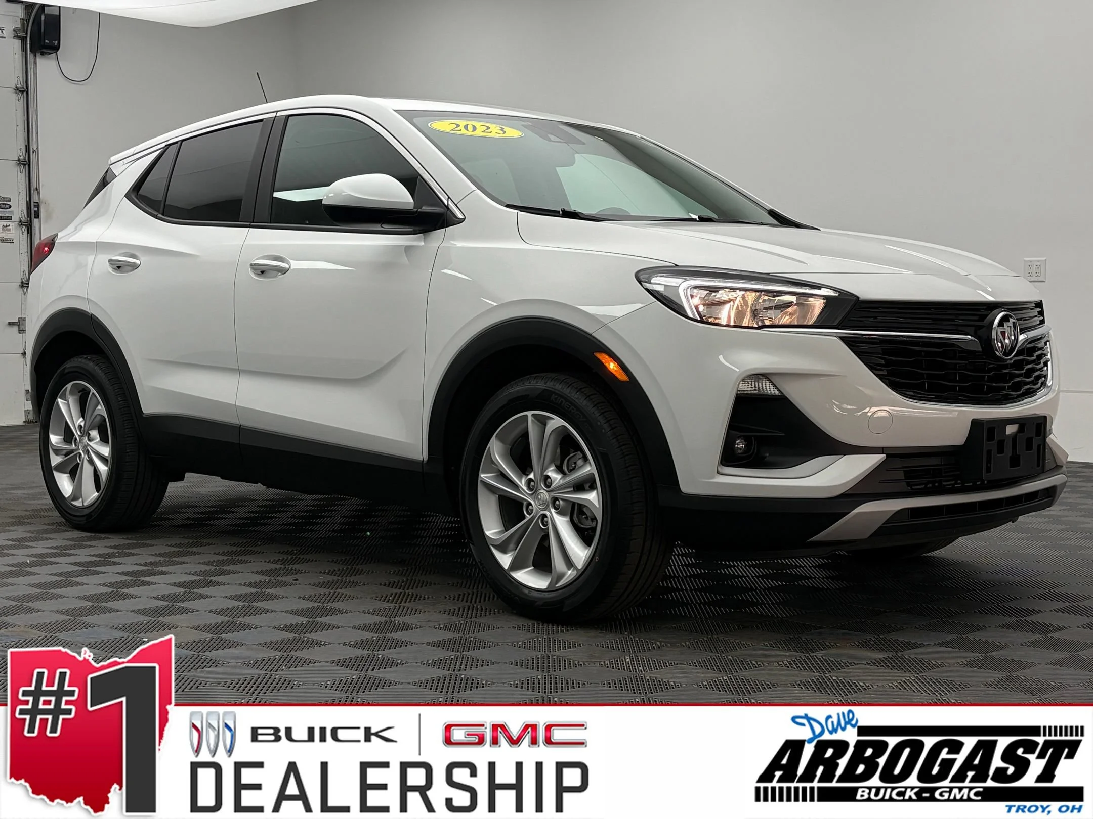 Used 2023 Summit White Buick Preferred image 1
