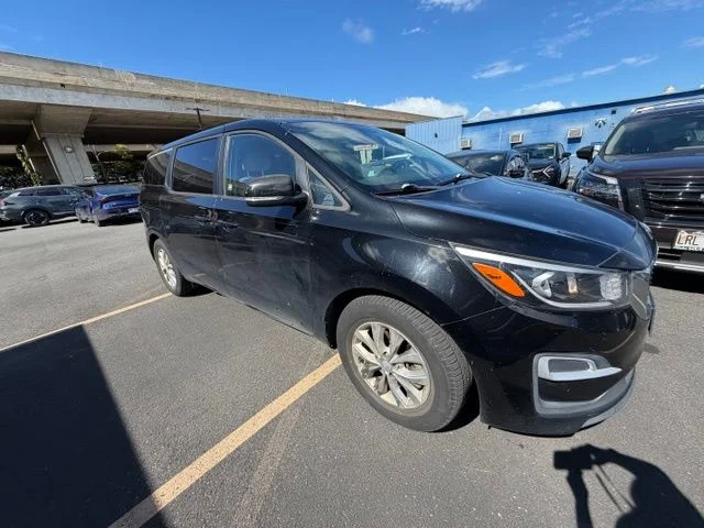 Used 2021 Black Kia LX image 5