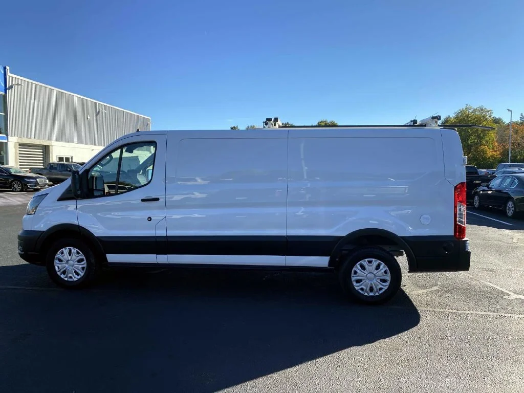 Used 2024 Oxford White Ford  image 9