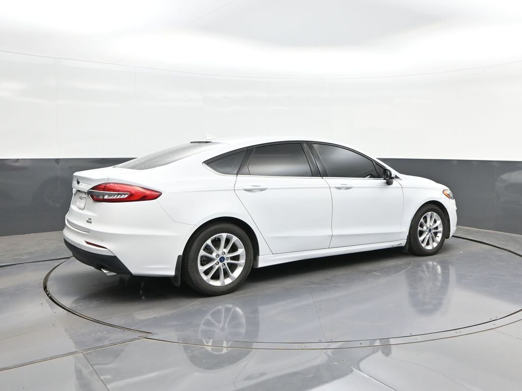 Used 2019 White Ford SE image 15