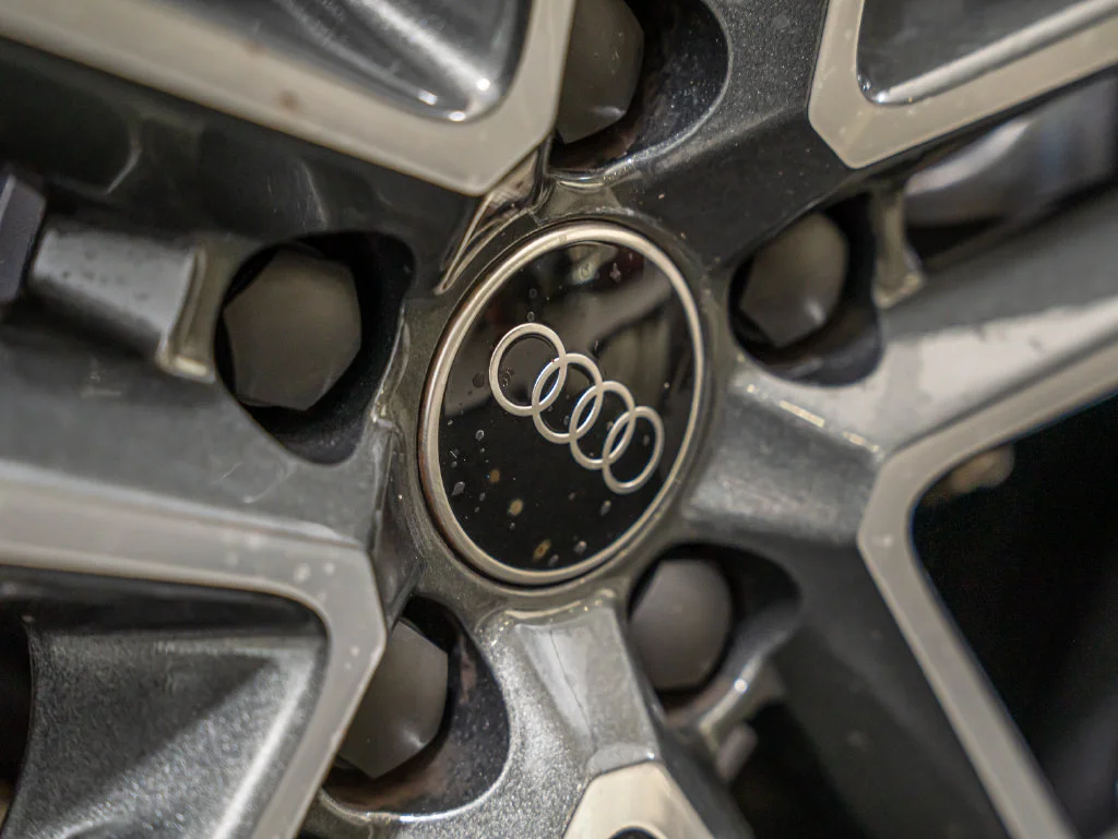 Certified Used 2025 Tambora Gray Metallic Audi 2.0T Premium Plus image 8