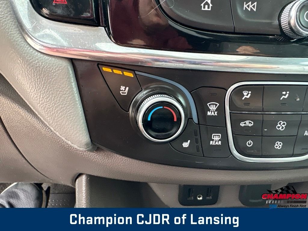 Used 2019 Beige Chevrolet Premier image 27