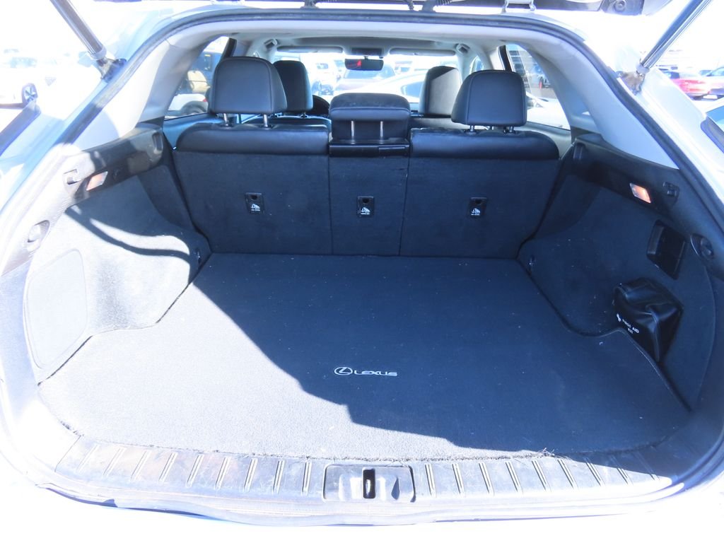 Used 2016 Silver Lexus 350 image 12