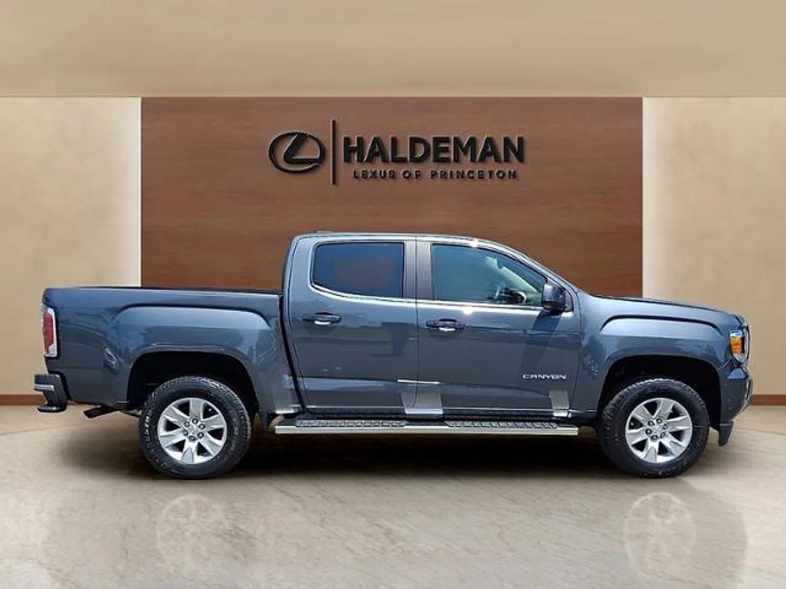 Used 2016 Cyber Gray Metallic GMC 2WD SLE image 7